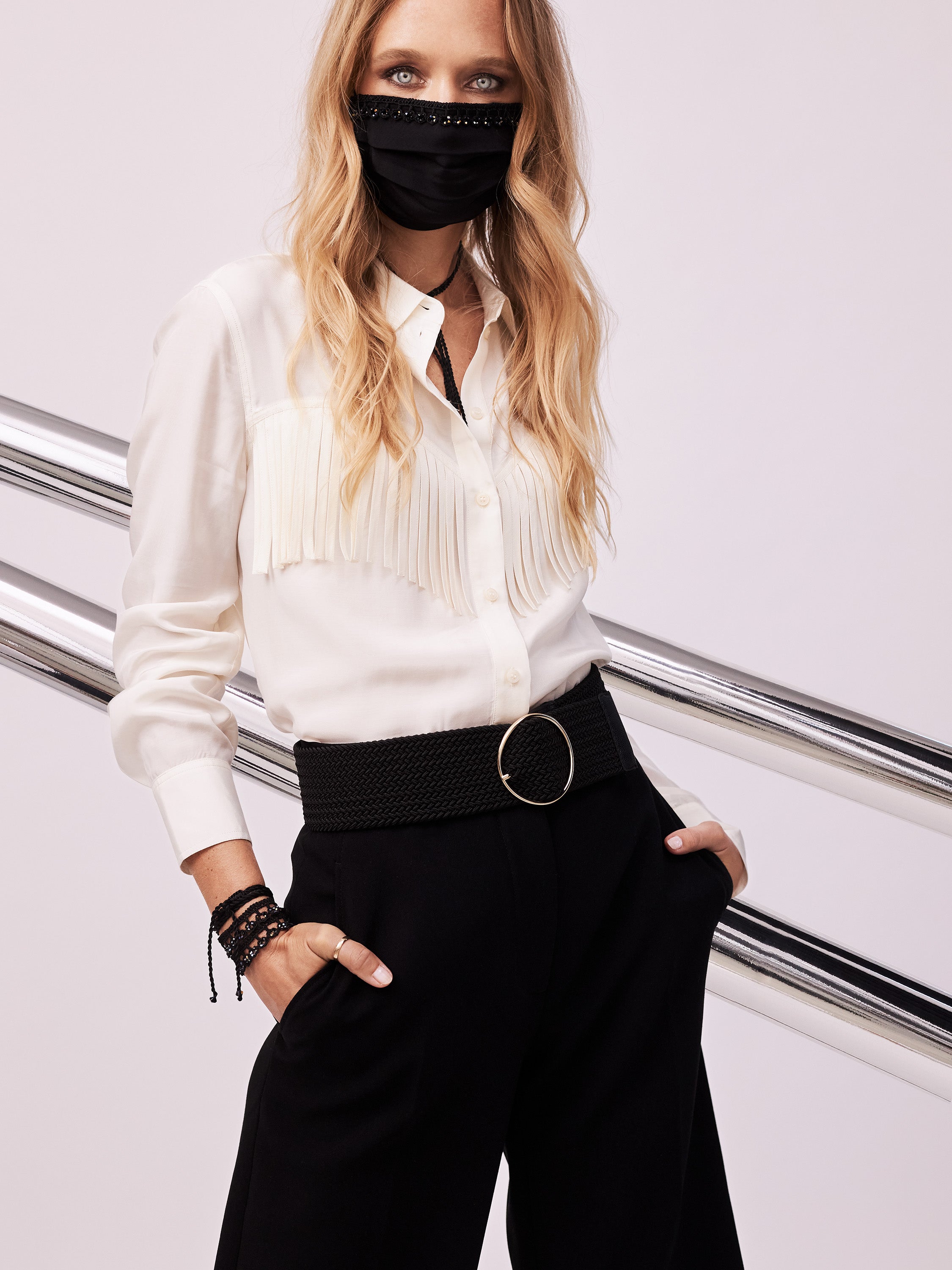 COUTURE MASKE SCHWARZ - auf Anfrage