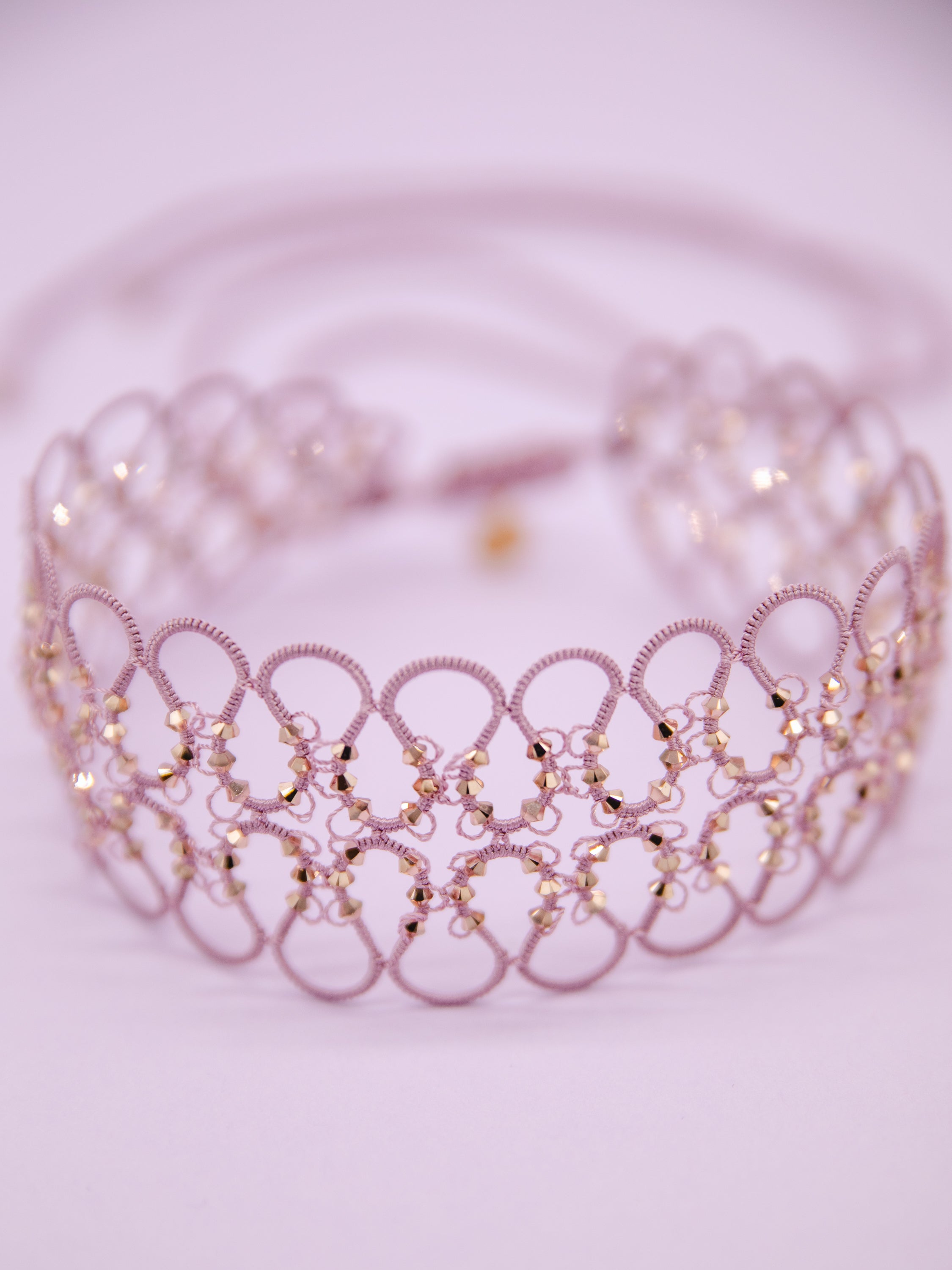 CHOKER
