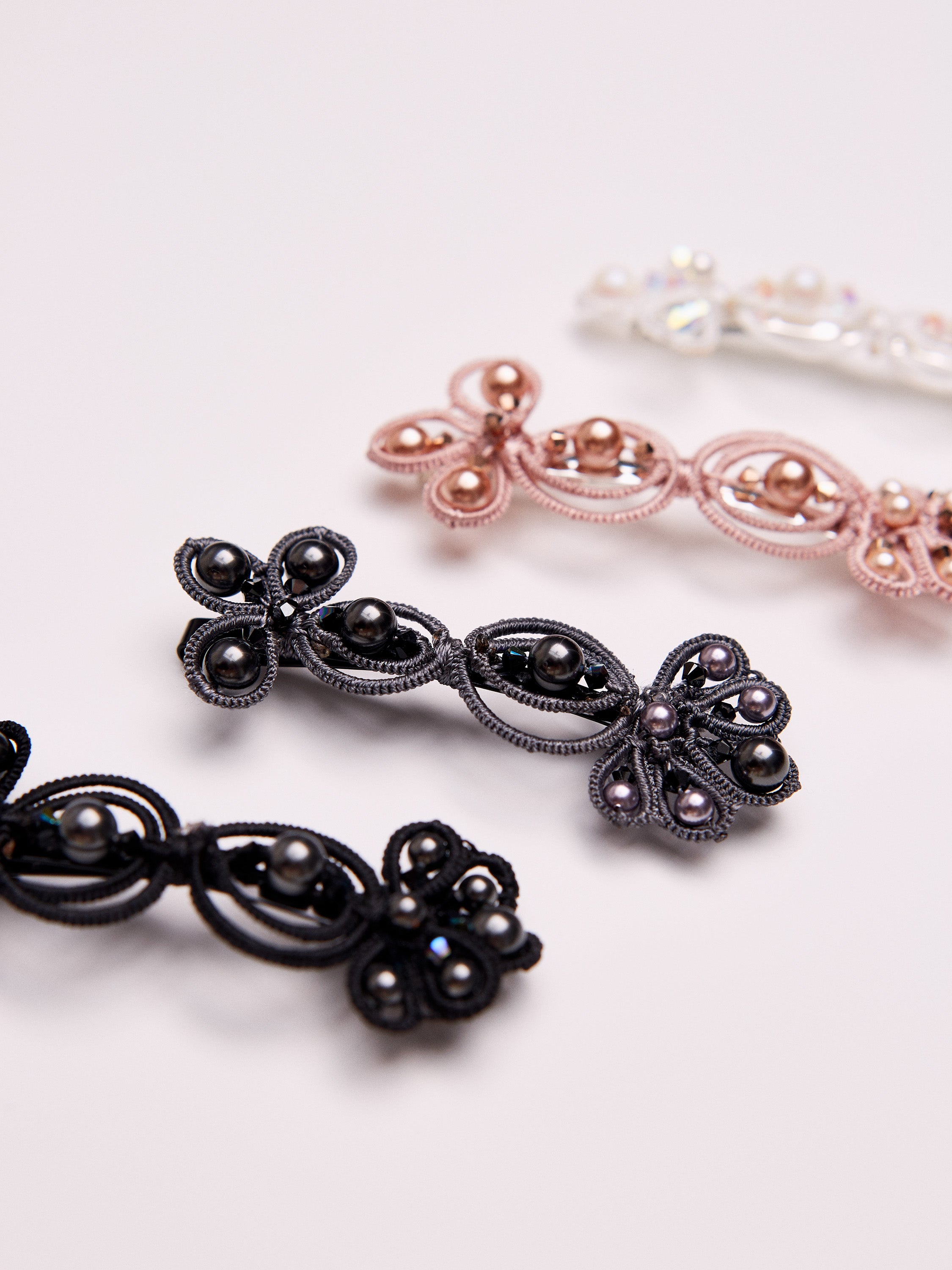 HAIRPINS
