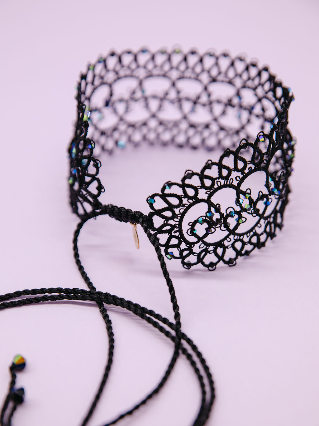 AVA - CHOKER