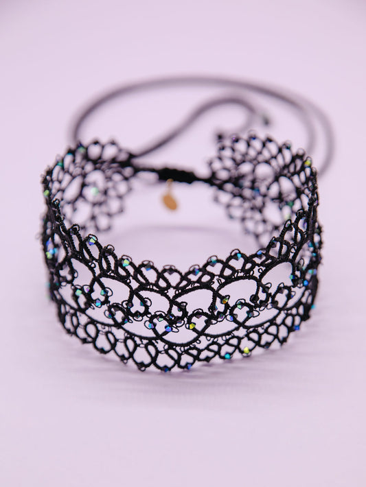 AVA - CHOKER
